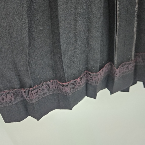 Albert Nipon Vintage Black With Cream Pleated Skirt Long Ruffled Sleeve Dress - Picture 10 of 15